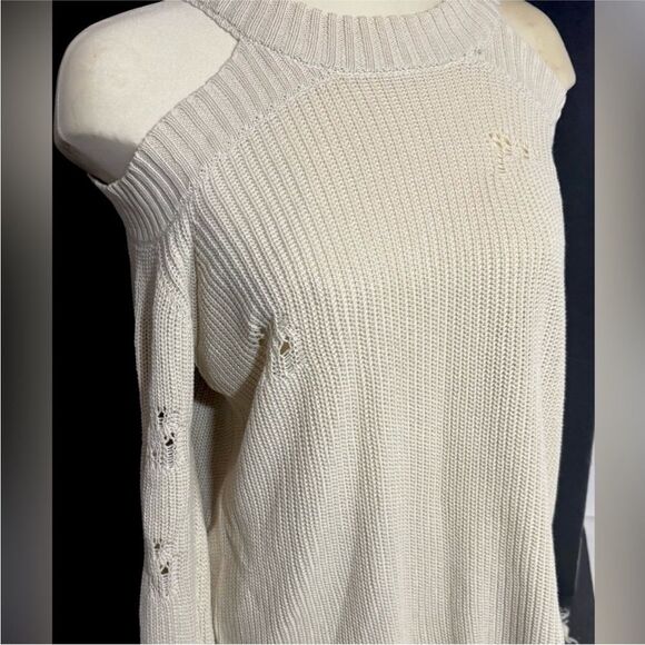 New Vintage Havana Oatmeal Women's Cold Shoulder Distressed Sweater size Small - Picture 2 of 13